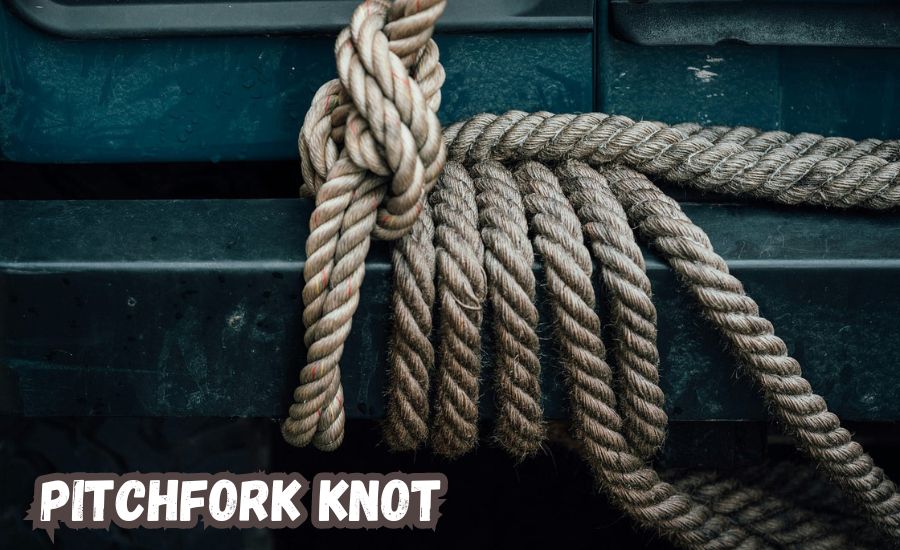 pitchfork knot